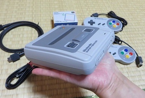 次はミニゲームボーイ ニンテンドークラシックミニ スーパーファミコンが到着 うったんの 幸せタイム